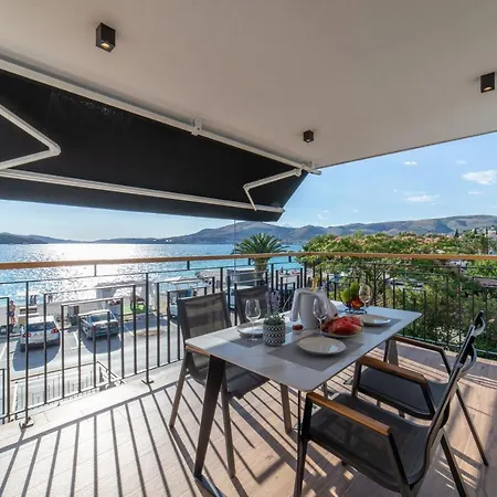 Luxury Vagabundo 2 Free Parking Apartment